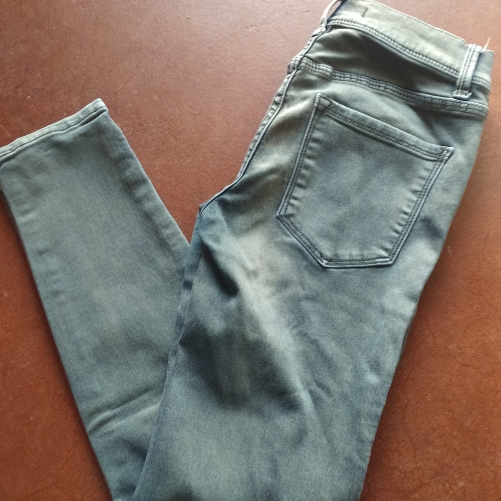 Skinny jeans